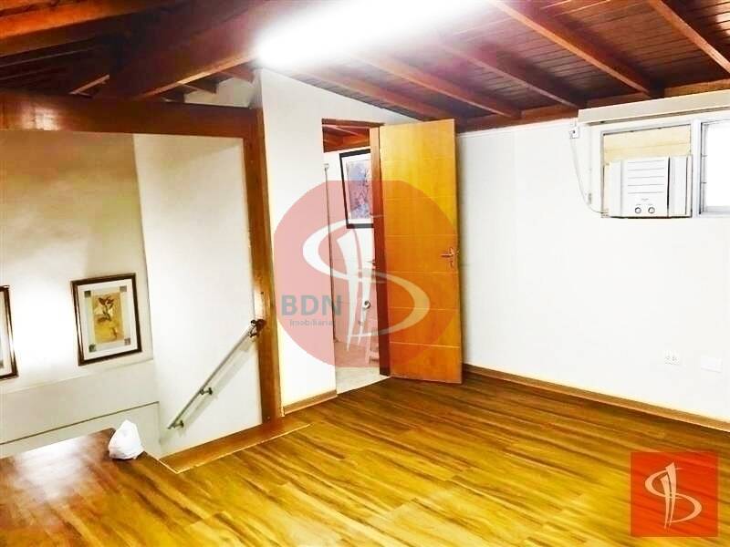 Casa à venda com 4 quartos, 220m² - Foto 19