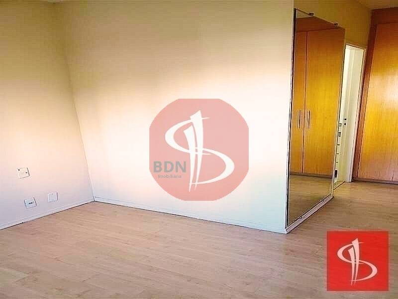 Apartamento à venda com 3 quartos, 126m² - Foto 14