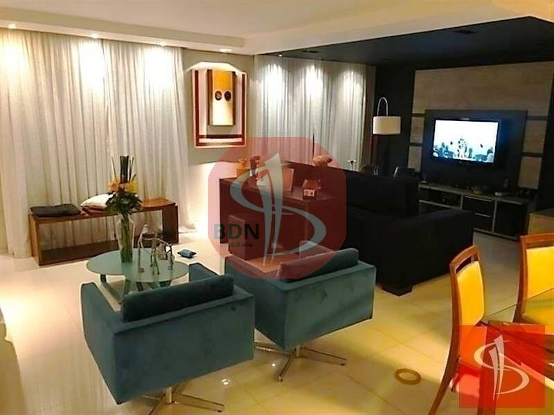 Apartamento à venda com 3 quartos, 160m² - Foto 4