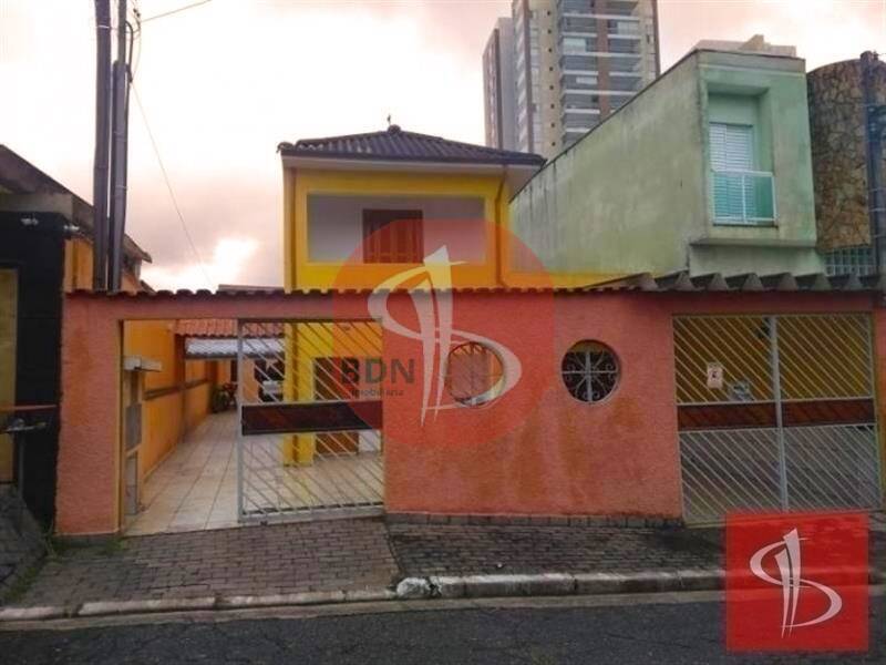 Casa para alugar com 3 quartos, 350m² - Foto 1