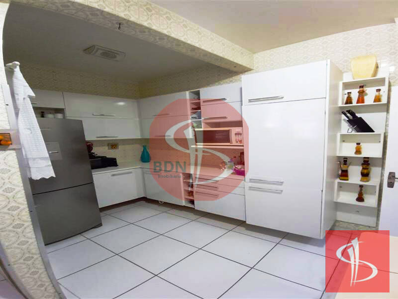 Apartamento à venda com 3 quartos, 98m² - Foto 5