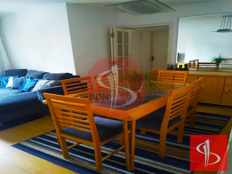 Apartamento à venda com 3 quartos, 70m² - Foto 1