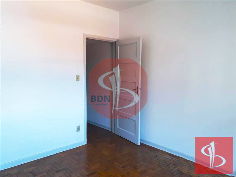 Casa à venda com 2 quartos, 90m² - Foto 16