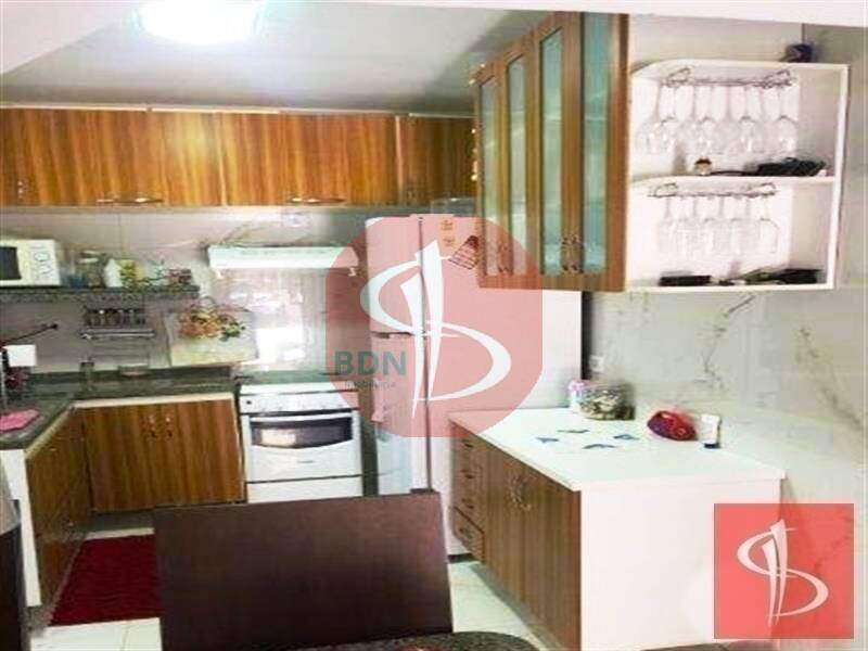 Sobrado à venda com 3 quartos, 130m² - Foto 5