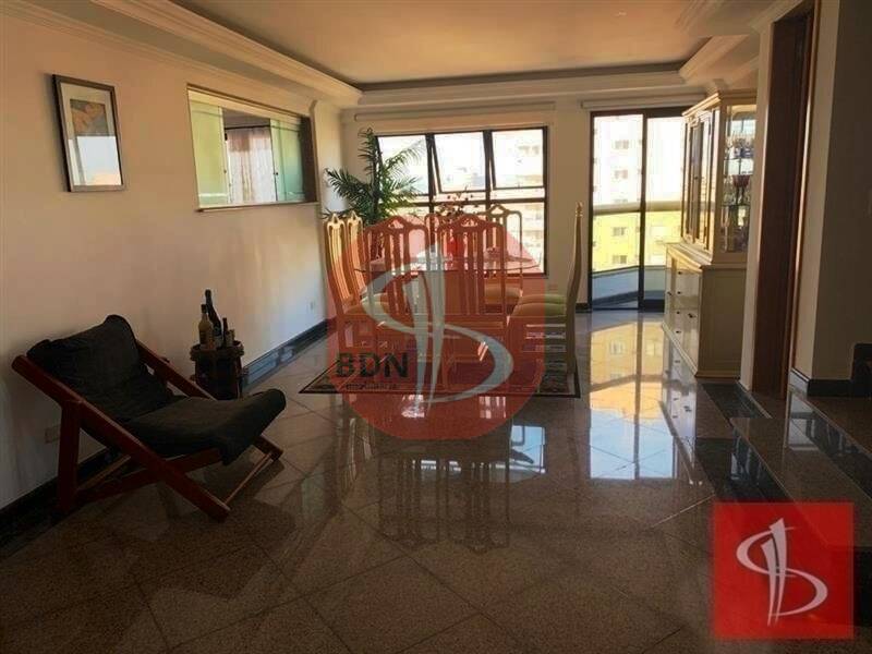 Apartamento à venda com 4 quartos, 278m² - Foto 13