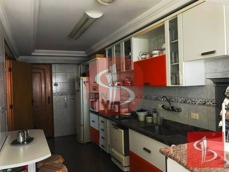 Apartamento à venda com 4 quartos, 278m² - Foto 9