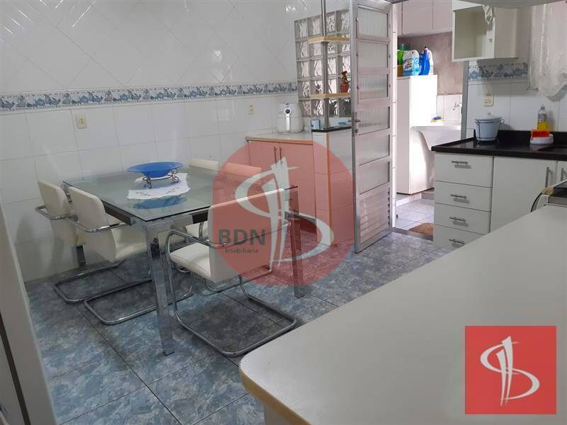 Sobrado à venda com 2 quartos, 95m² - Foto 12