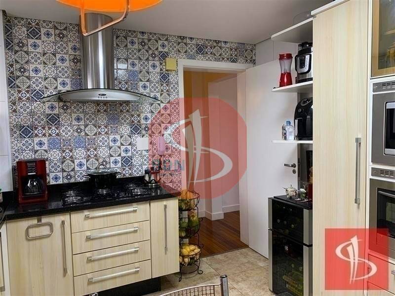 Apartamento à venda com 3 quartos, 125m² - Foto 11