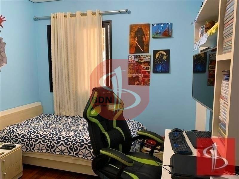 Apartamento à venda com 3 quartos, 125m² - Foto 9