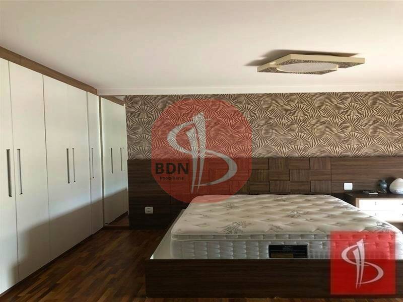 Apartamento à venda com 4 quartos, 225m² - Foto 9