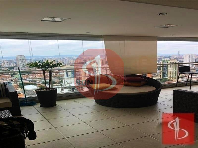 Apartamento à venda com 4 quartos, 225m² - Foto 1