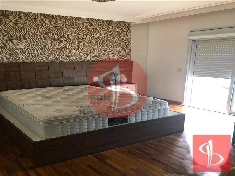 Apartamento à venda com 4 quartos, 225m² - Foto 8