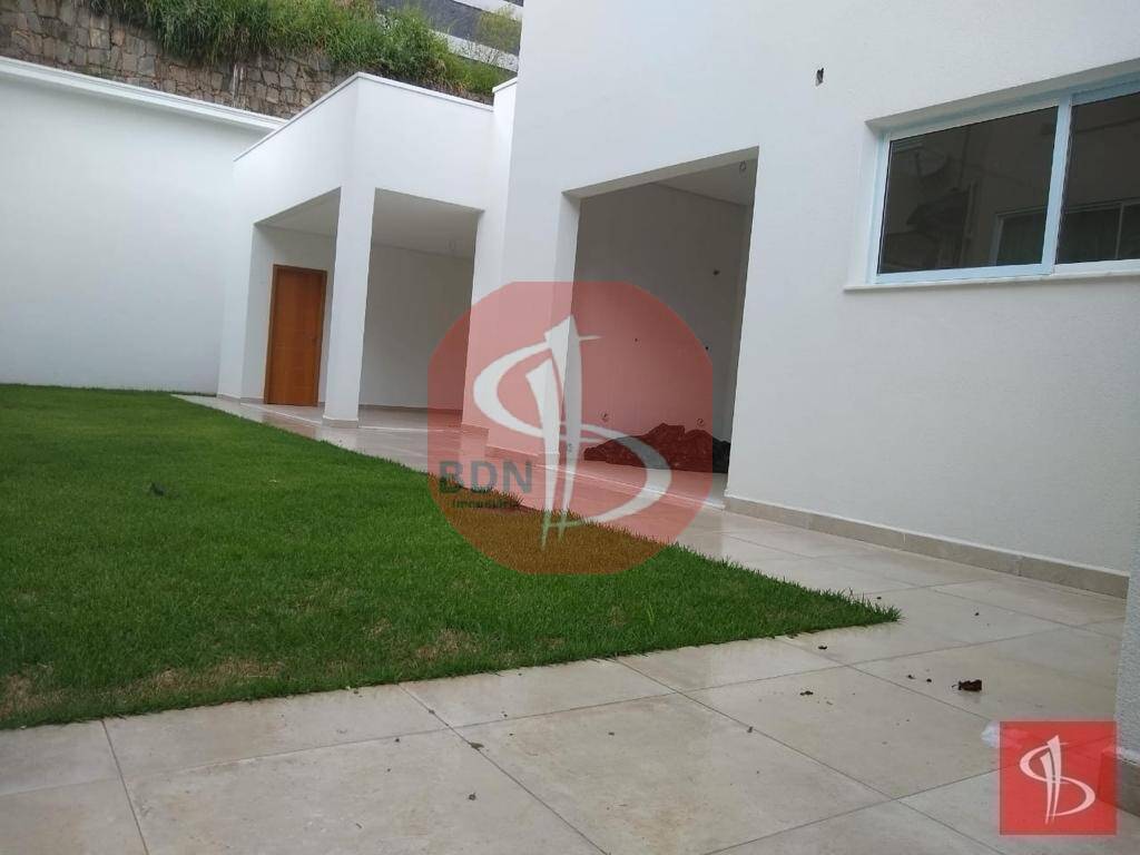 Casa à venda com 4 quartos, 539m² - Foto 4