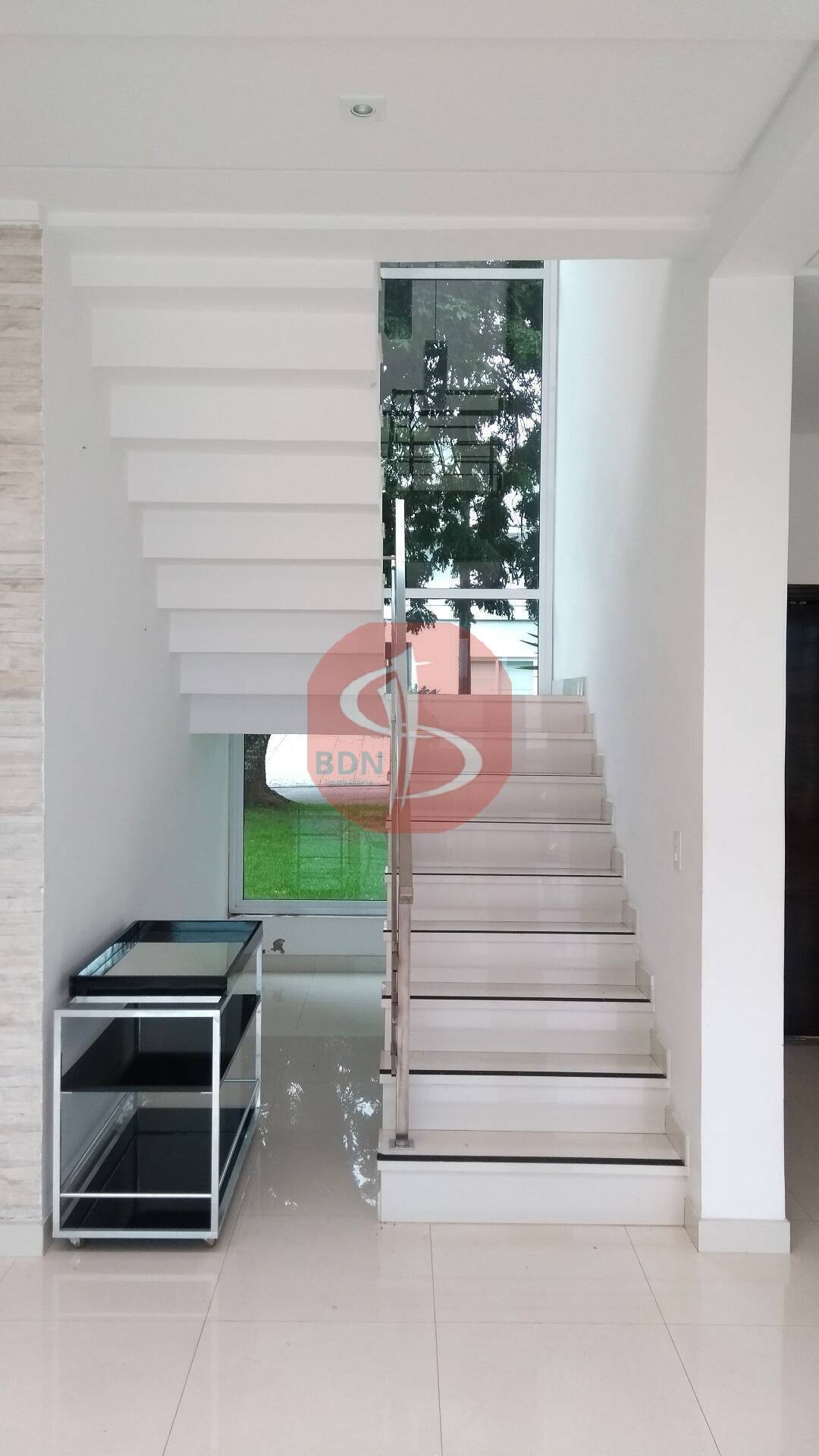 Casa para alugar com 4 quartos, 270m² - Foto 19