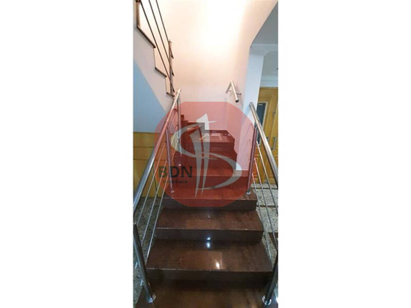 Sobrado à venda com 3 quartos, 245m² - Foto 8