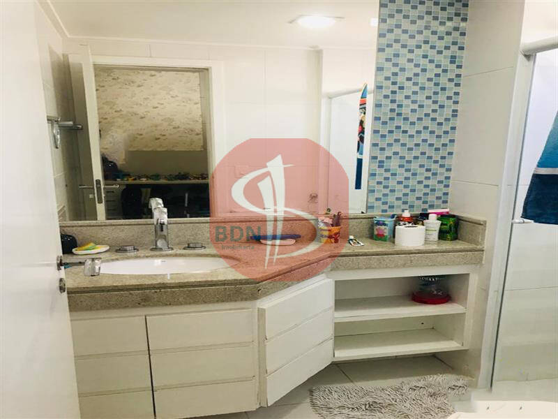 Apartamento à venda com 3 quartos, 167m² - Foto 7