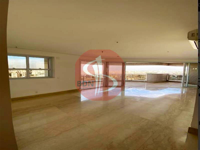 Apartamento à venda com 4 quartos, 333m² - Foto 2