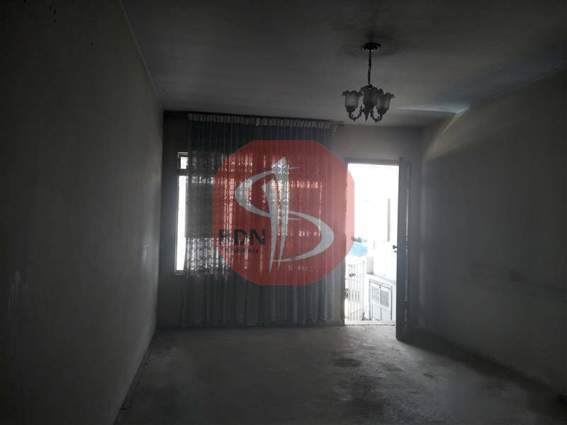 Sobrado à venda com 2 quartos, 100m² - Foto 2