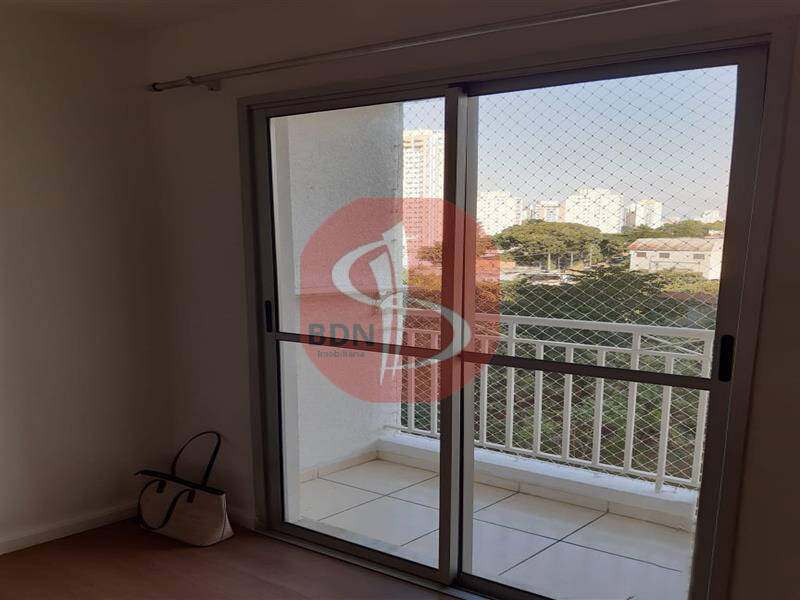 Apartamento à venda com 3 quartos, 65m² - Foto 1