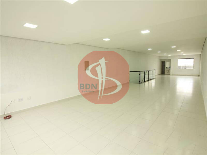 Prédio Inteiro para alugar, 134m² - Foto 1