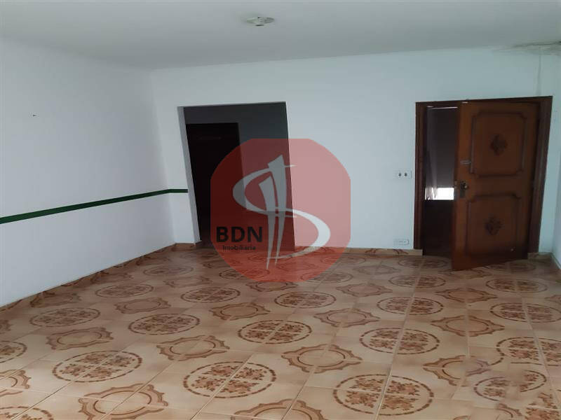 Sobrado para alugar com 3 quartos, 400m² - Foto 2