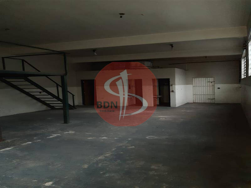 Sobrado para alugar com 3 quartos, 400m² - Foto 10