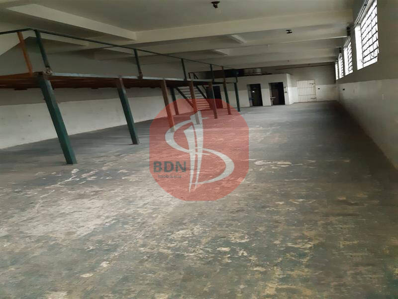 Sobrado para alugar com 3 quartos, 400m² - Foto 9