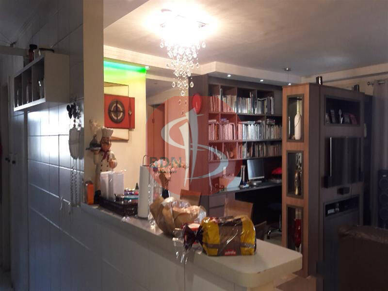 Apartamento à venda com 3 quartos, 113m² - Foto 7