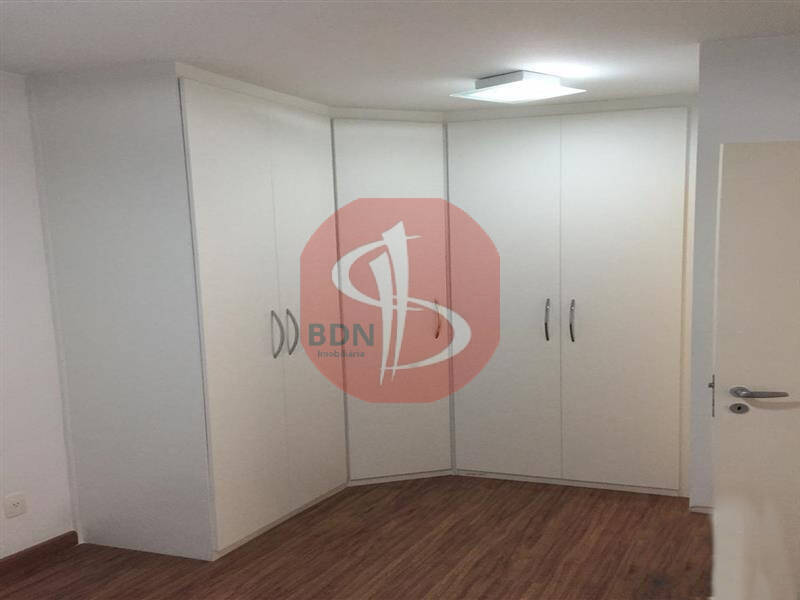 Apartamento à venda com 2 quartos, 67m² - Foto 5