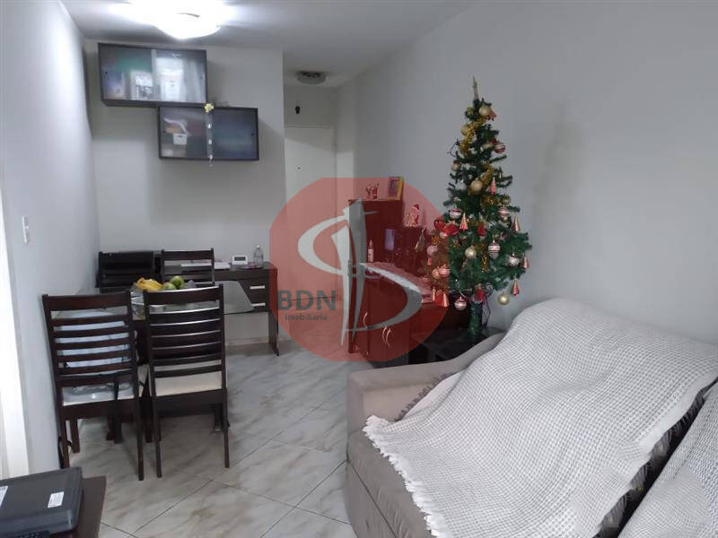 Apartamento à venda com 2 quartos, 50m² - Foto 2