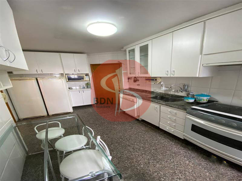 Apartamento à venda com 3 quartos, 107m² - Foto 4