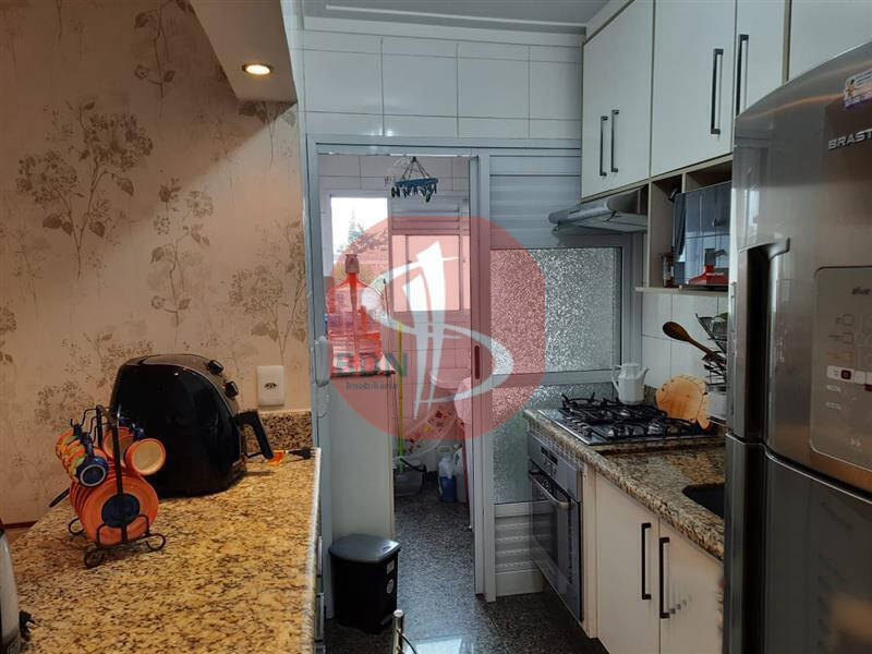 Apartamento à venda com 3 quartos, 74m² - Foto 8