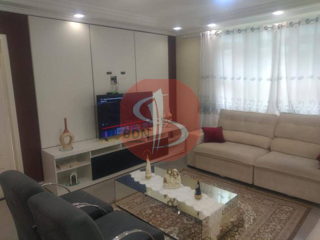 Casa à venda com 3 quartos, 300m² - Foto 4