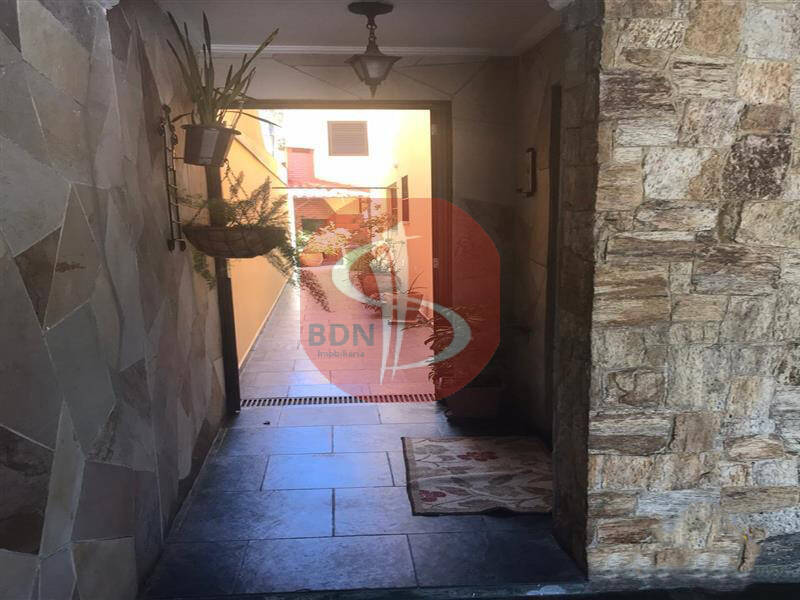 Casa à venda com 2 quartos, 120m² - Foto 14