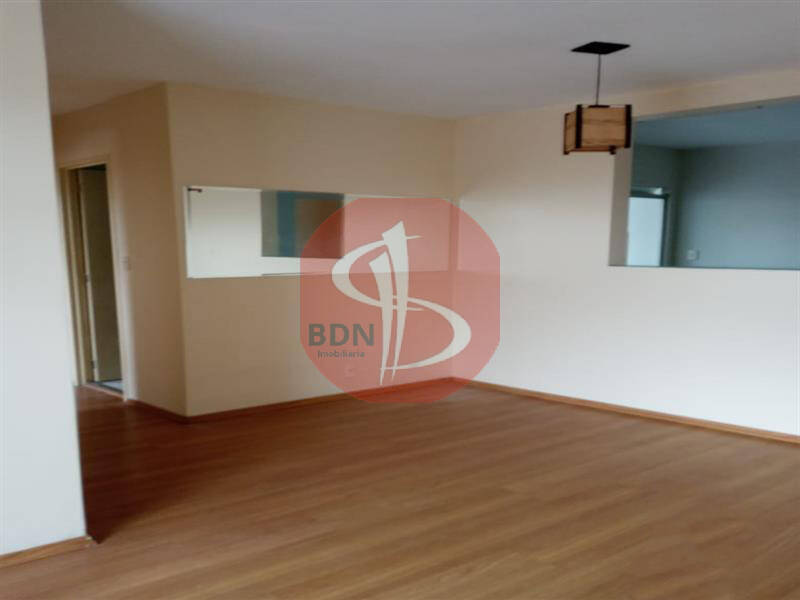 Apartamento à venda com 2 quartos, 66m² - Foto 4