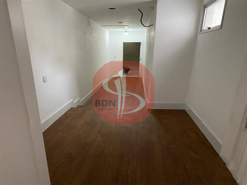 Sobrado para alugar com 4 quartos, 360m² - Foto 6