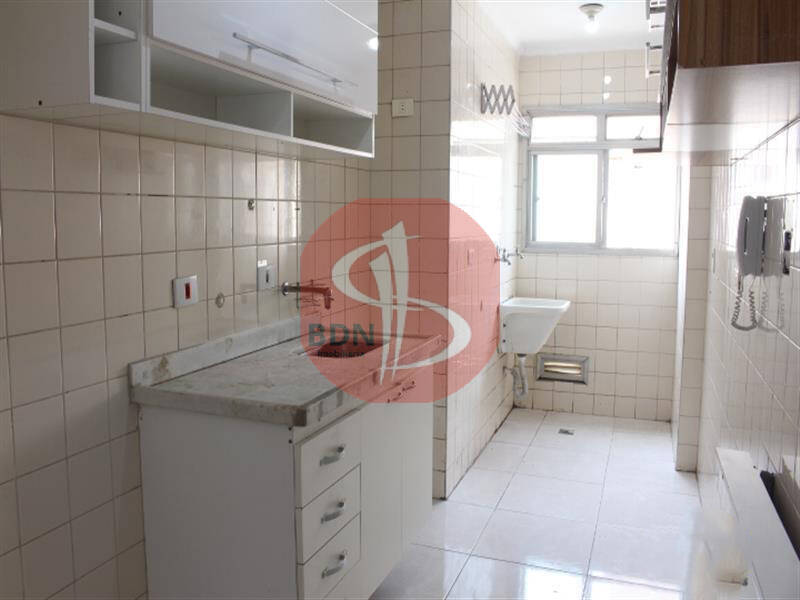 Apartamento para alugar com 2 quartos, 52m² - Foto 6