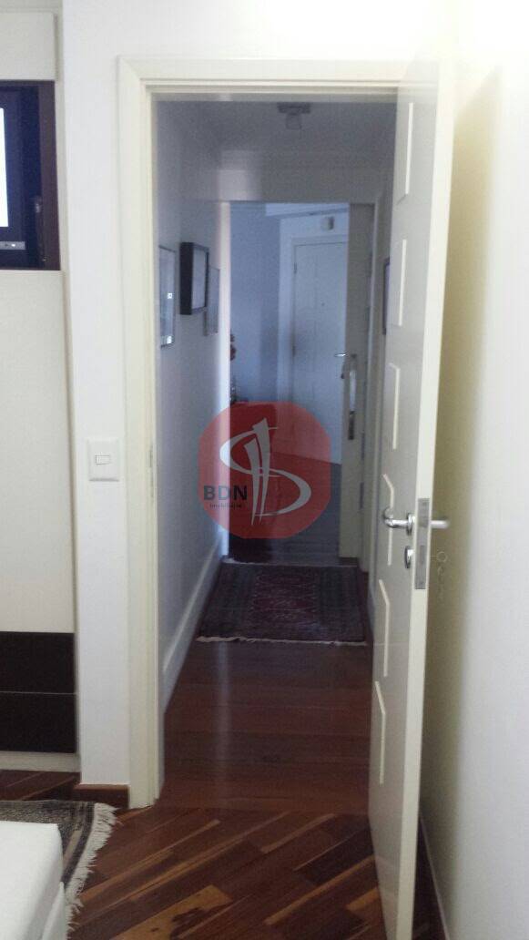 Apartamento à venda com 3 quartos, 110m² - Foto 13