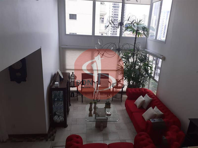 Apartamento à venda com 3 quartos, 147m² - Foto 1