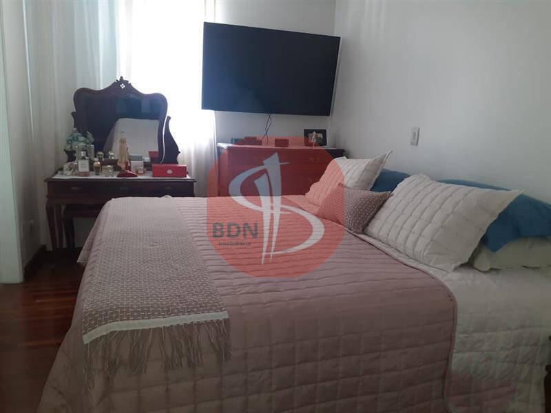 Apartamento à venda com 3 quartos, 147m² - Foto 5