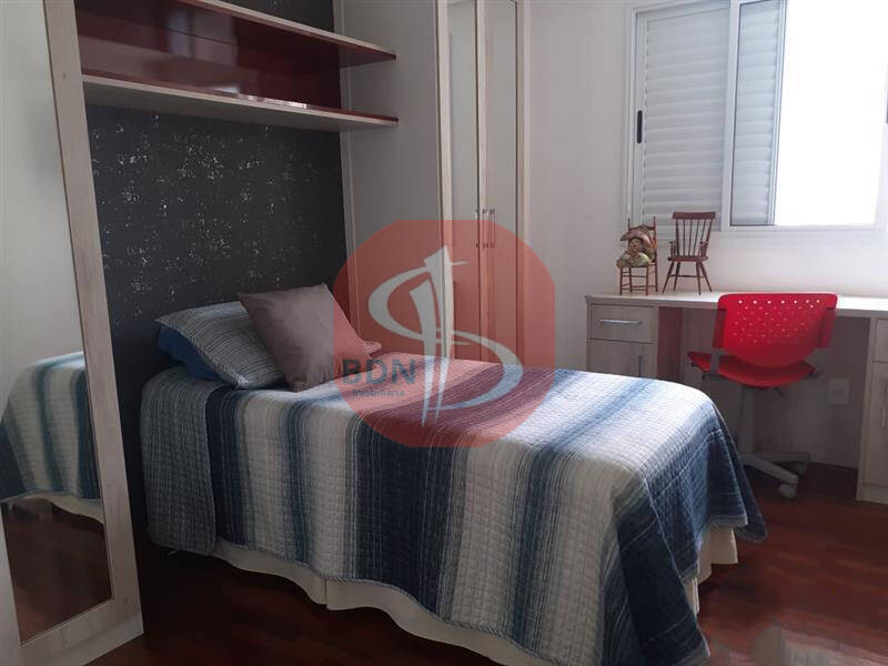 Apartamento à venda com 3 quartos, 147m² - Foto 8