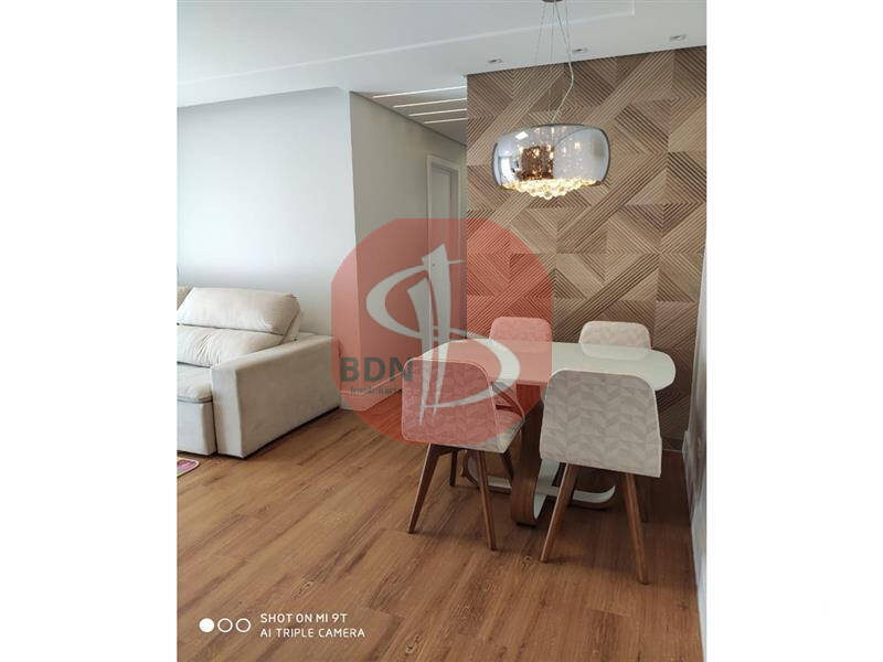 Apartamento à venda com 3 quartos, 73m² - Foto 2