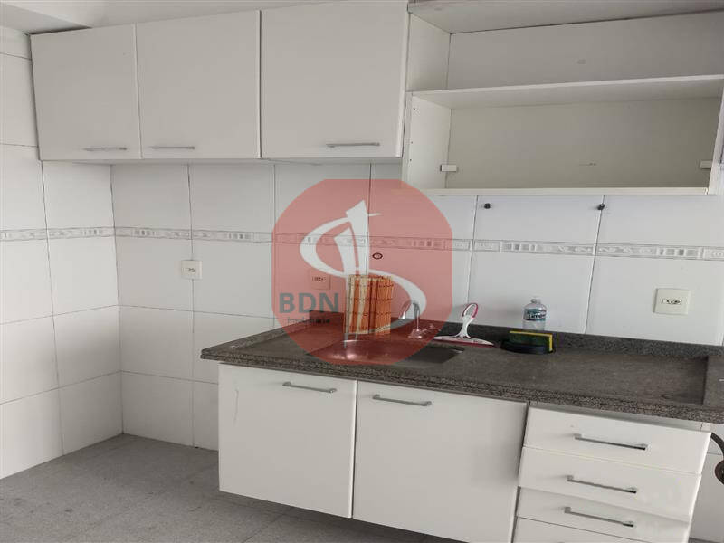 Apartamento à venda com 2 quartos, 44m² - Foto 4