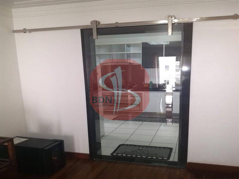 Apartamento à venda com 2 quartos, 76m² - Foto 6