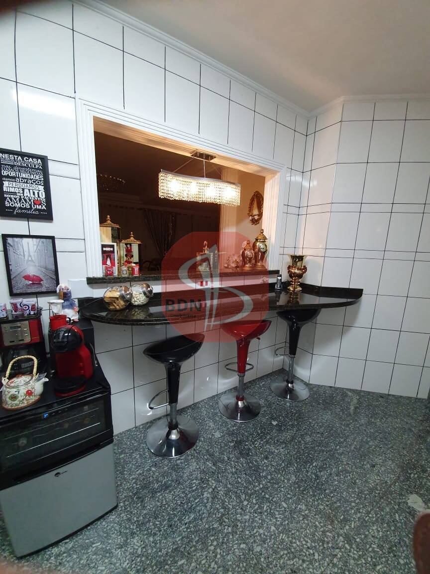 Apartamento à venda com 3 quartos, 122m² - Foto 22