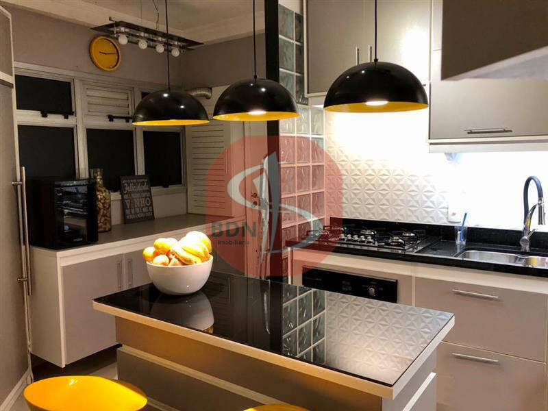 Apartamento à venda com 3 quartos, 114m² - Foto 4