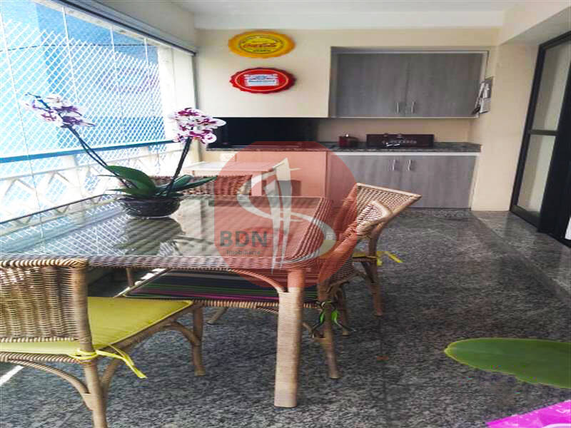 Apartamento à venda com 3 quartos, 151m² - Foto 3