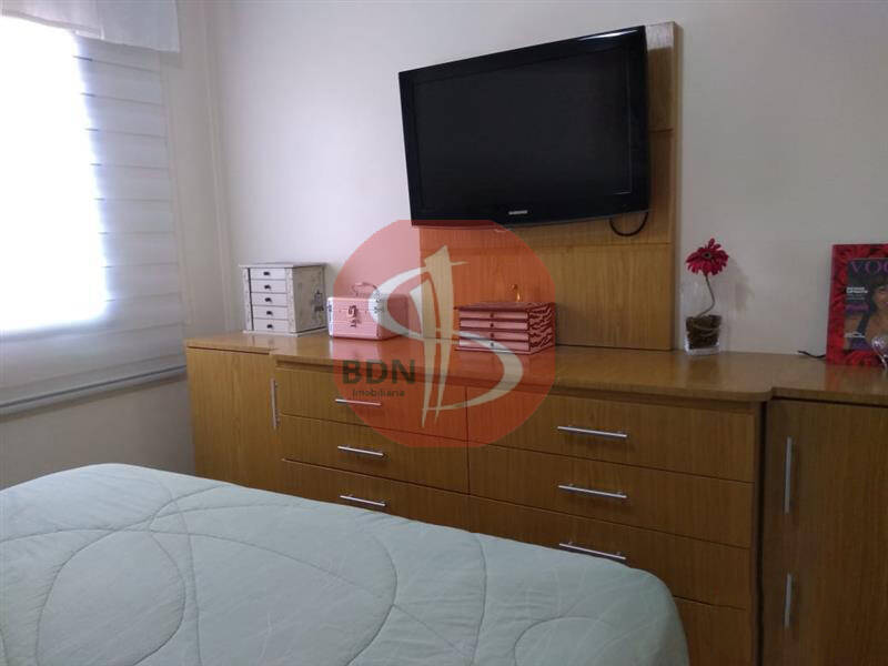 Apartamento à venda com 3 quartos, 151m² - Foto 13