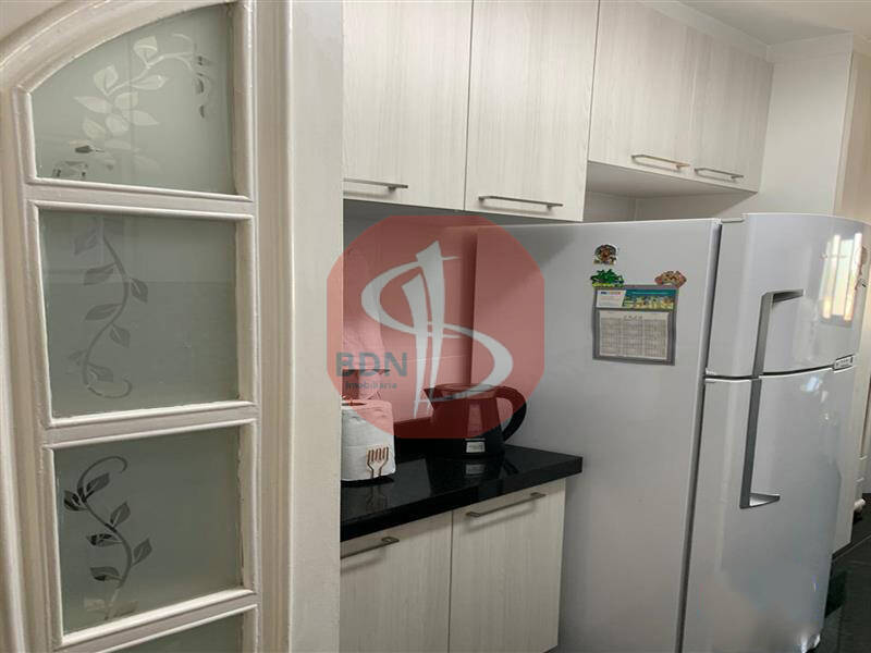 Apartamento à venda com 3 quartos, 60m² - Foto 8