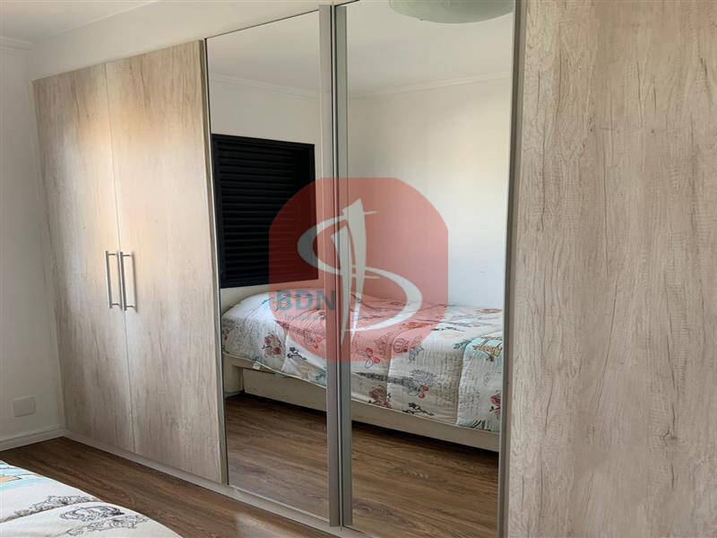 Apartamento à venda com 3 quartos, 60m² - Foto 11